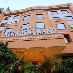 Meraden Grand 4* Varanasi